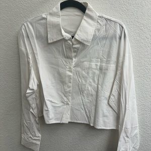 White crop button down size M